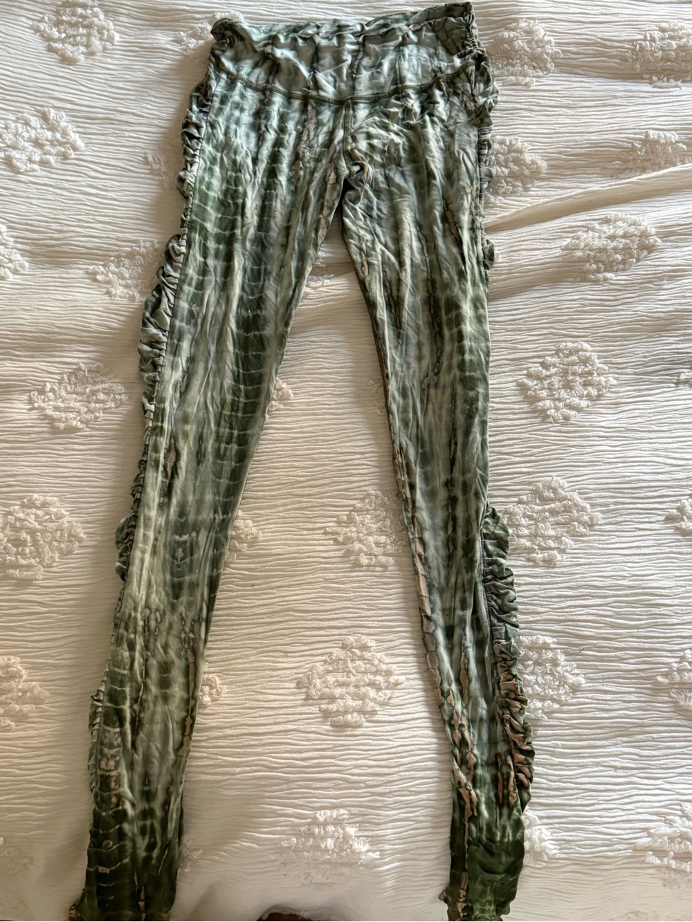 Green Tie-Dye Ruffle Side Leggings